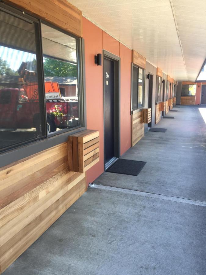 Vip Motel Parksville Eksteriør bilde